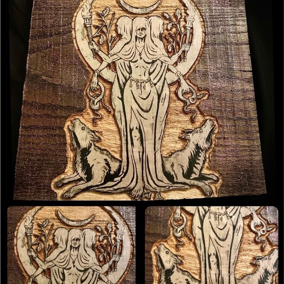 Oak Triple Moon Goddess Hand carved Plaque - Picture 3 of 4